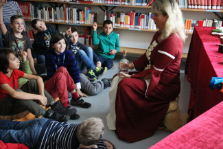 Esel, Feen und Zauberer am Einstein-Gymnasium