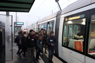 Einstein fährt Tram