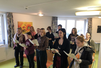 "... Singen macht Spaß, Singen tut gut..."