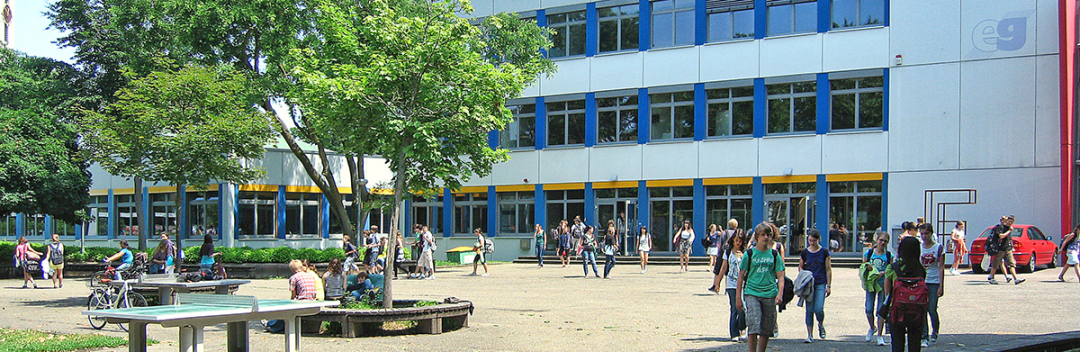 Schulhof